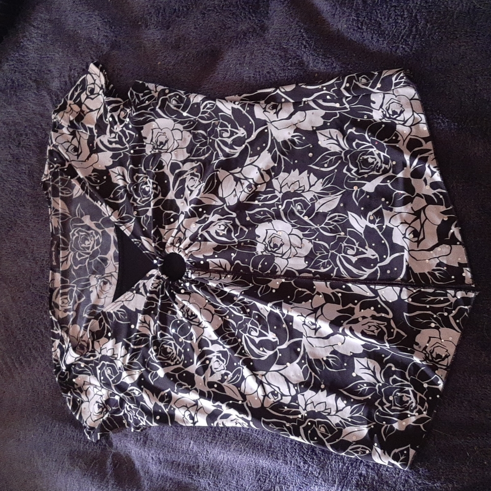 3/$20 XL Brittany Black Blouse